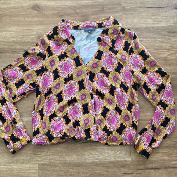 HAUTE HIPPIE Medallion black Pink Wrap Long Sleeve Top sz M - Picture 1 of 8